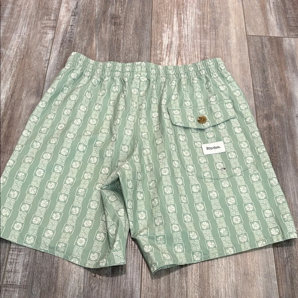 Rhythm tile stripe beach swim shorts size 30